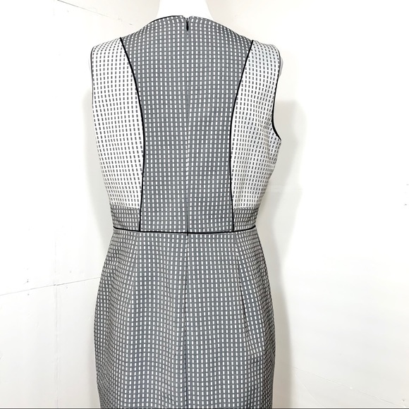 SOLD-Calvin Klein Sleeveless Colorblock Sheath Dress - Picture 3 of 9